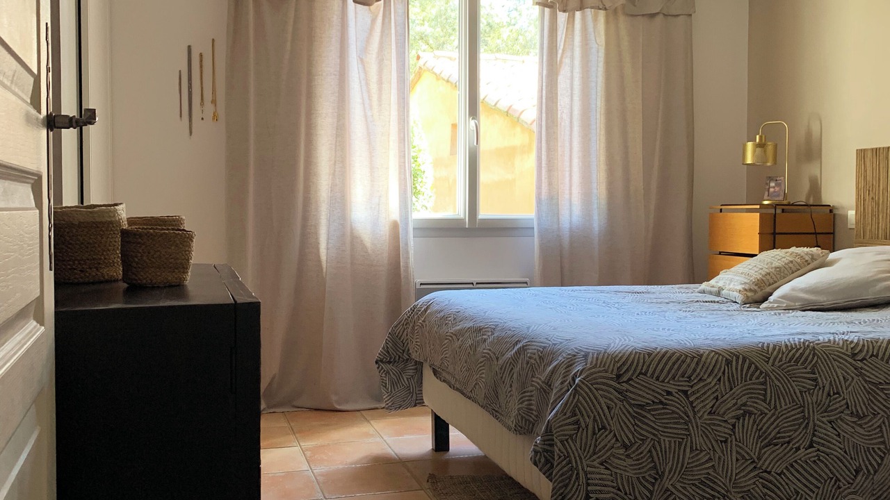Photo of Bedroom in Lambesc
