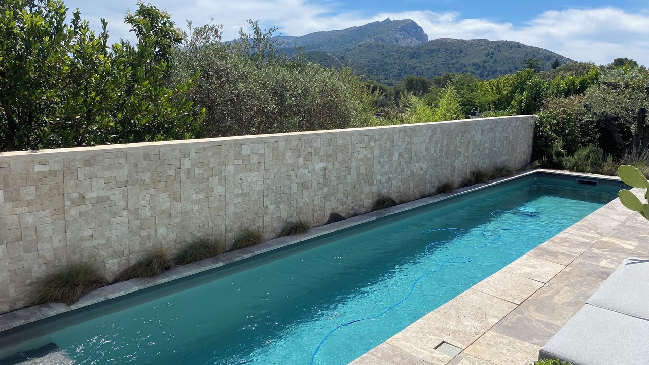Photo of Outdoor in Saint-Marc-Jaumegarde