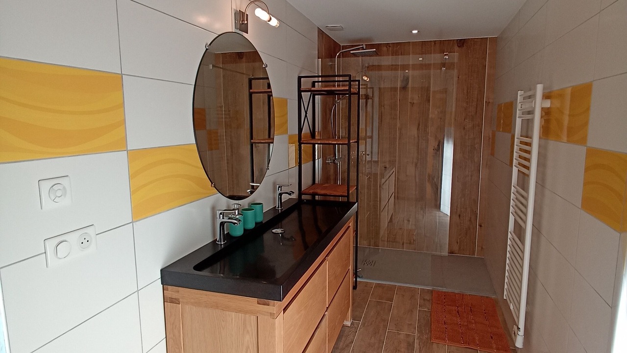 Photo of Bathroom in Chaux-des-Crotenay