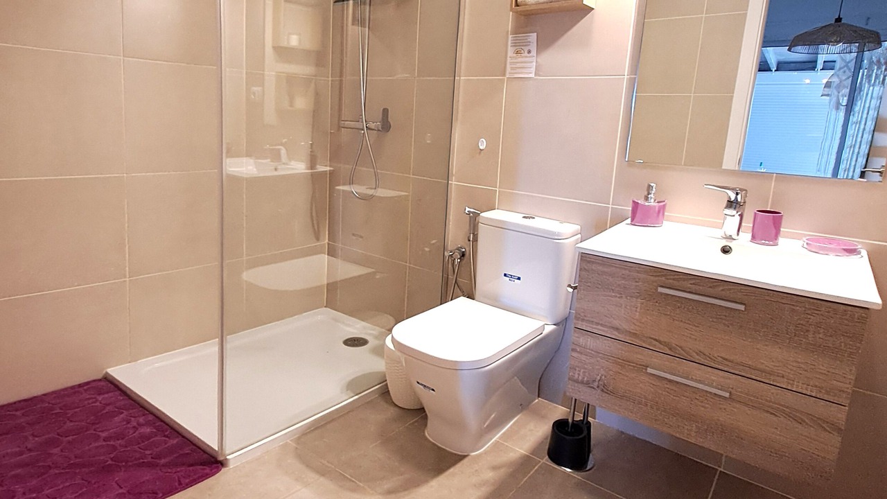 Photo of Bathroom in Callao Salvaje