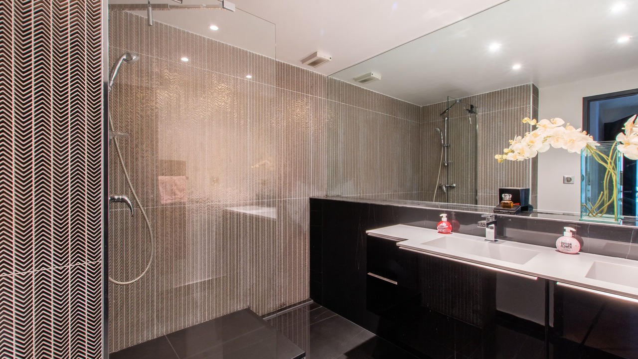 Photo of Bathroom in Garrigues