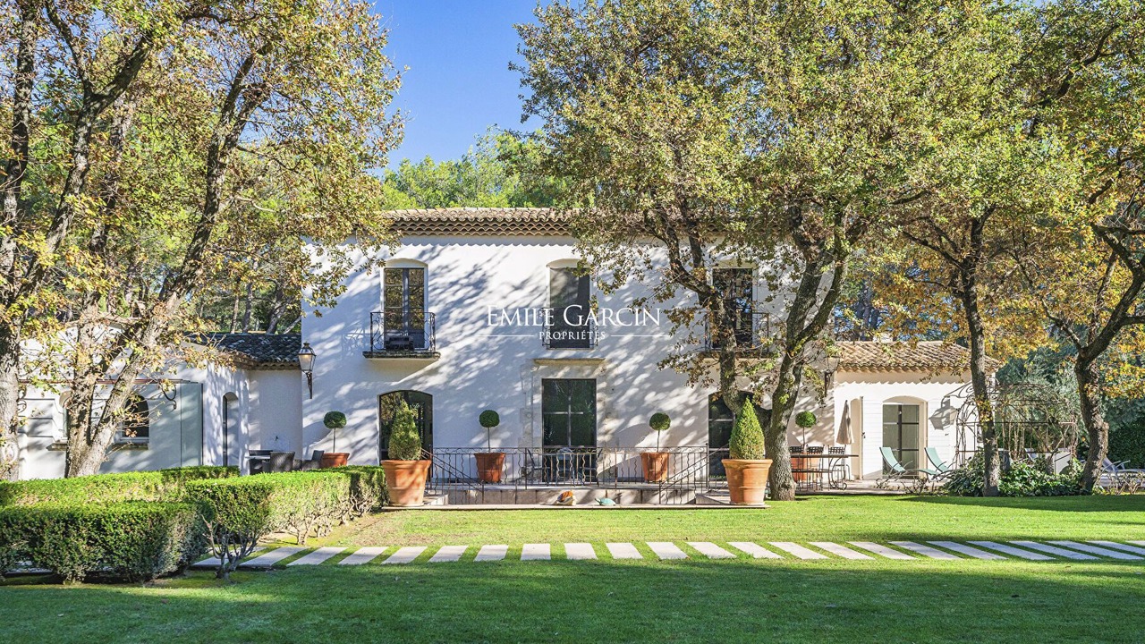 Photo of Outdoor in Pont Royal