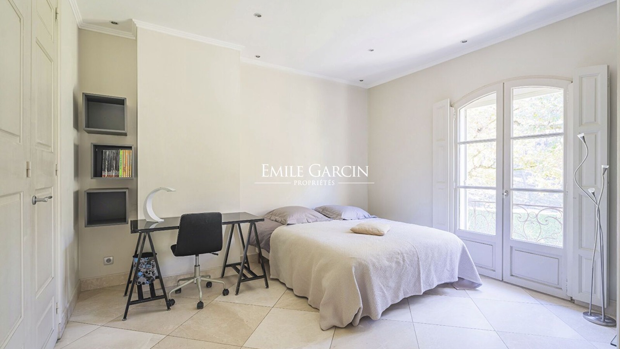 Photo of Bedroom in Pont Royal