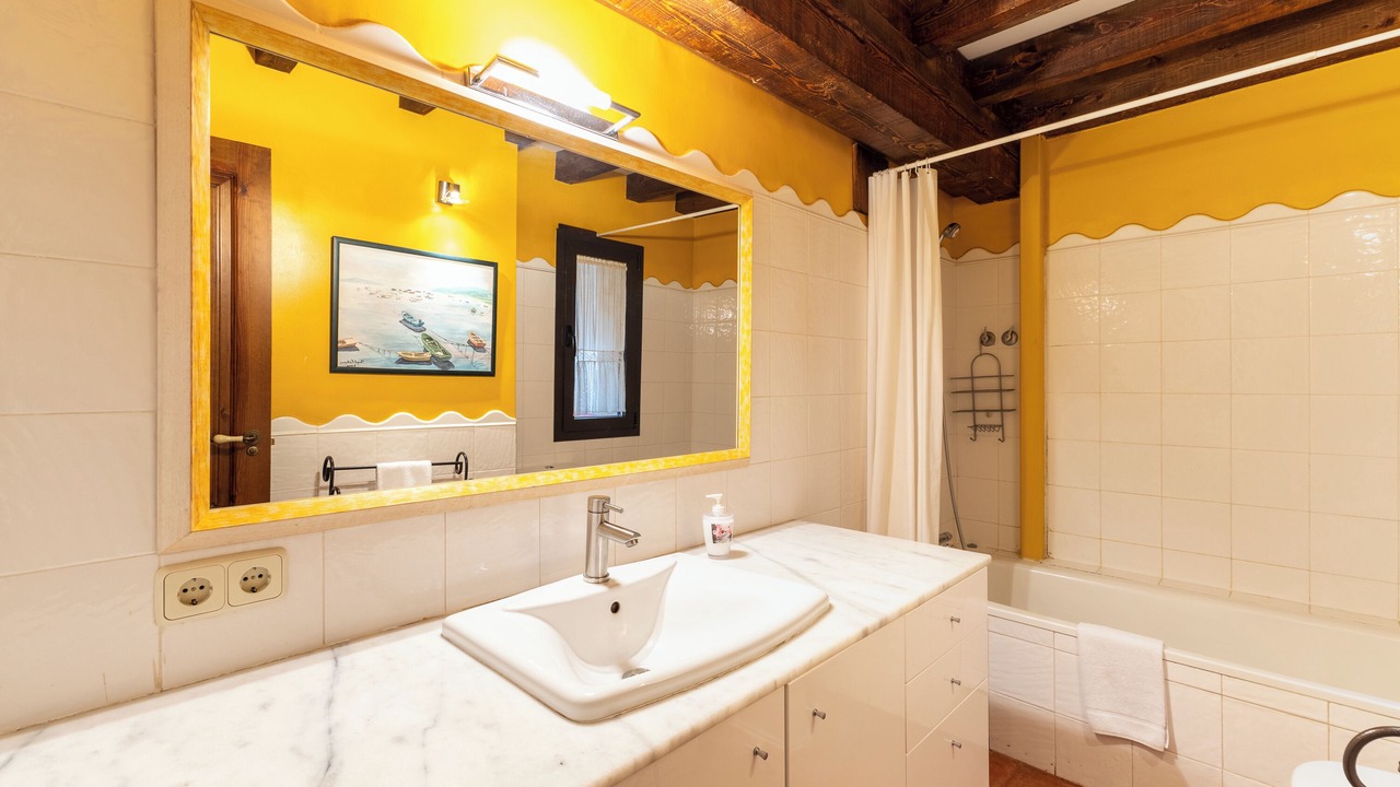 Photo of Bathroom in Tabladillo