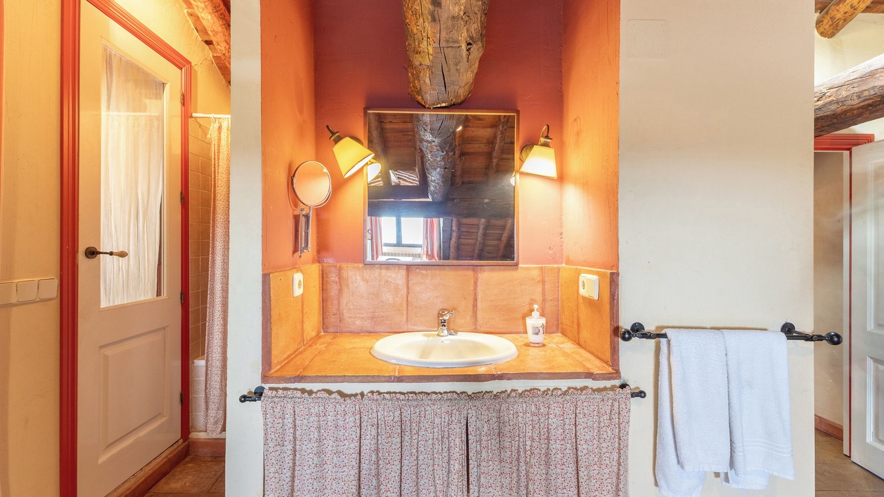 Photo of Bathroom in Tabladillo