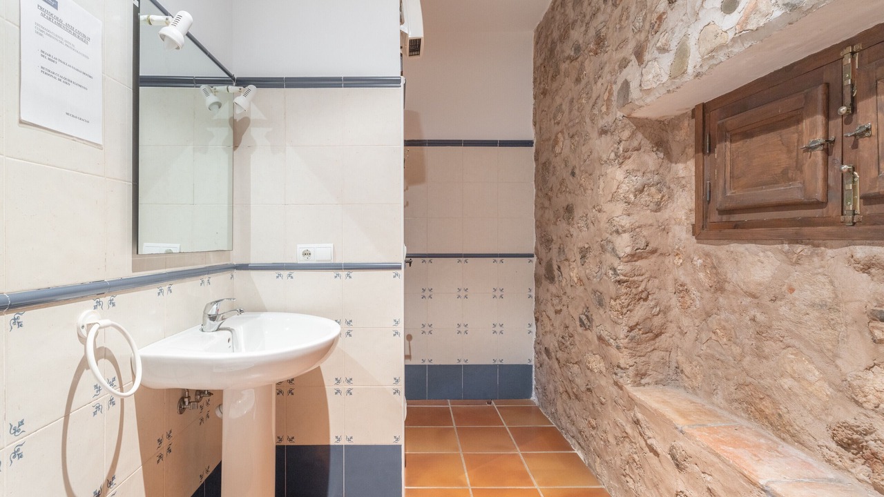 Photo of Bathroom in Altura