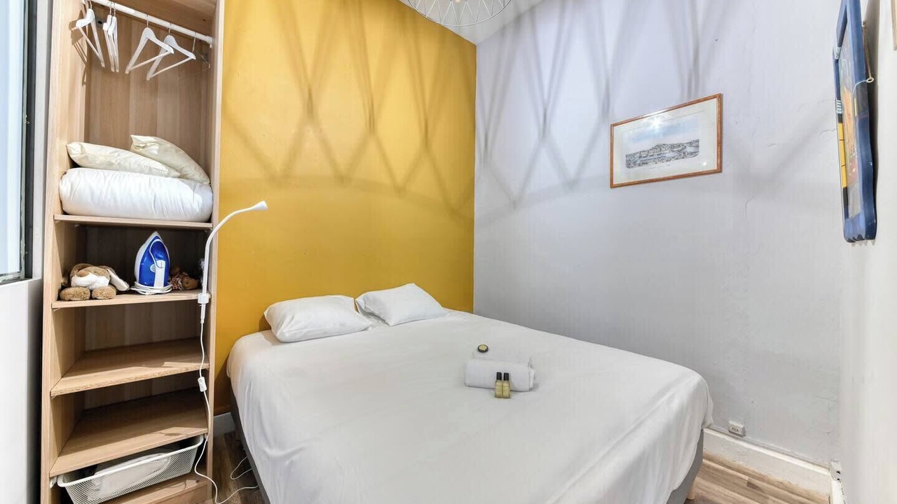 Photo of Bedroom in Charpennes - Charmettes