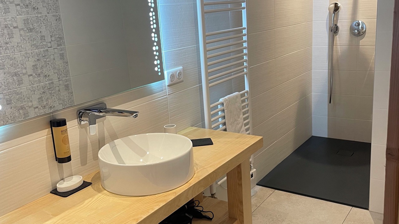 Photo of Bathroom in Malbuisson