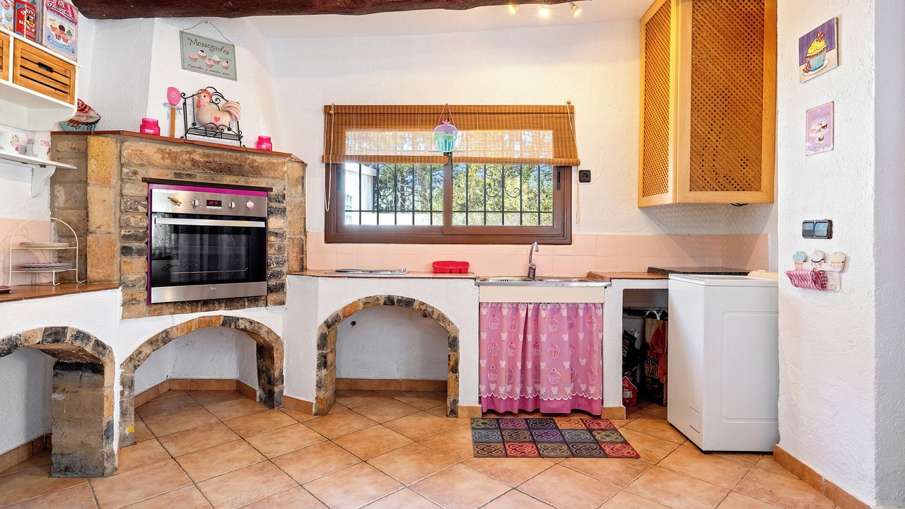 Photo of Kitchen in Botarell