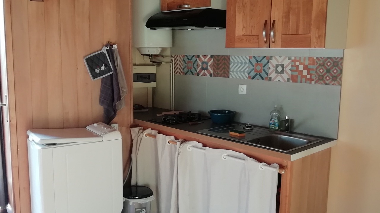 Photo of Kitchen in Miribel-les-Echelles