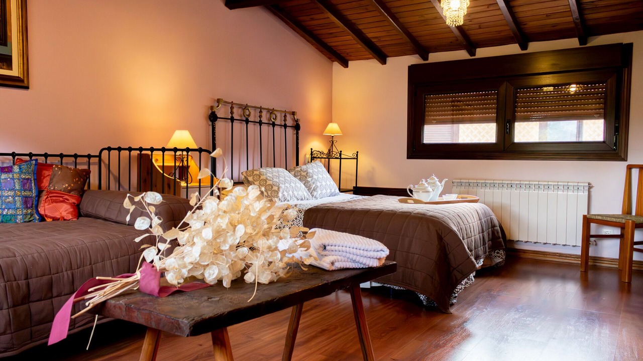 Photo of Bedroom in San Esteban de la Sierra
