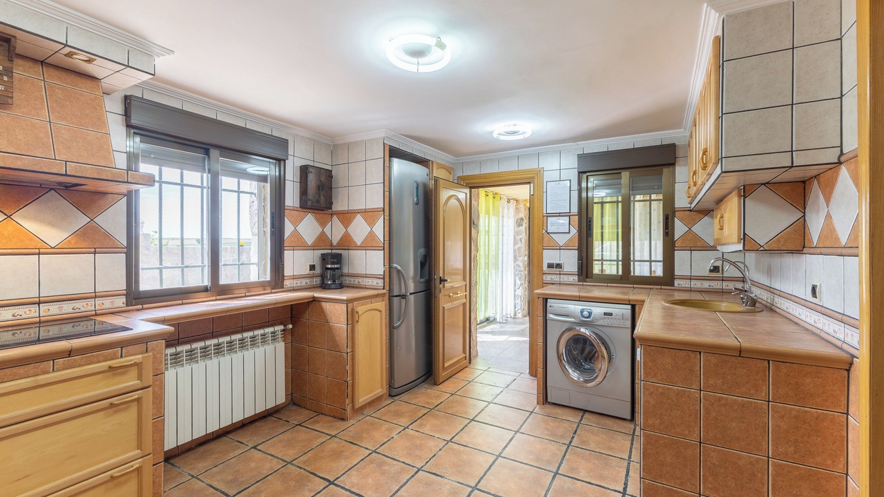 Photo of Kitchen in Fuentiduena de Tajo