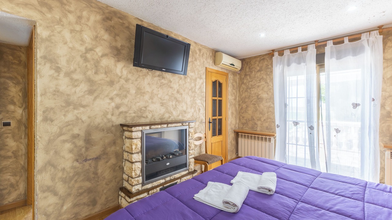 Photo of Bedroom in Fuentiduena de Tajo