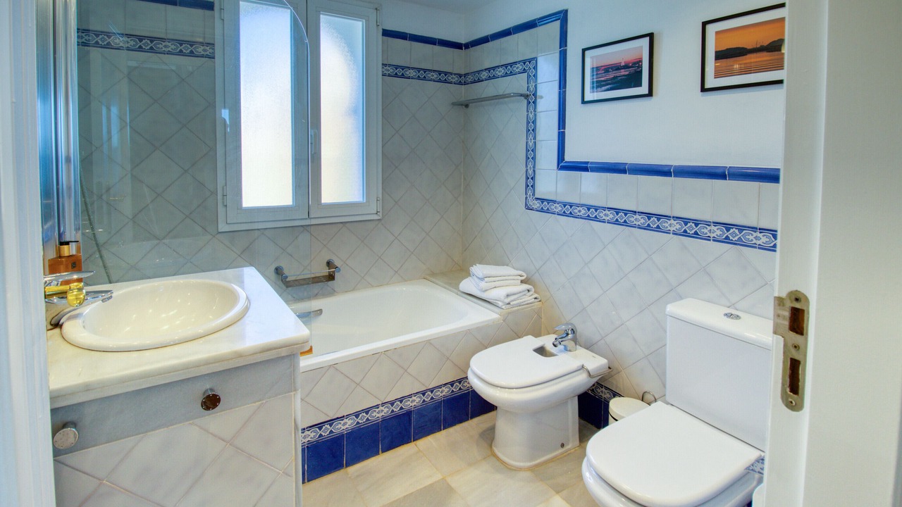 Photo of Bathroom in Bahia de Casares