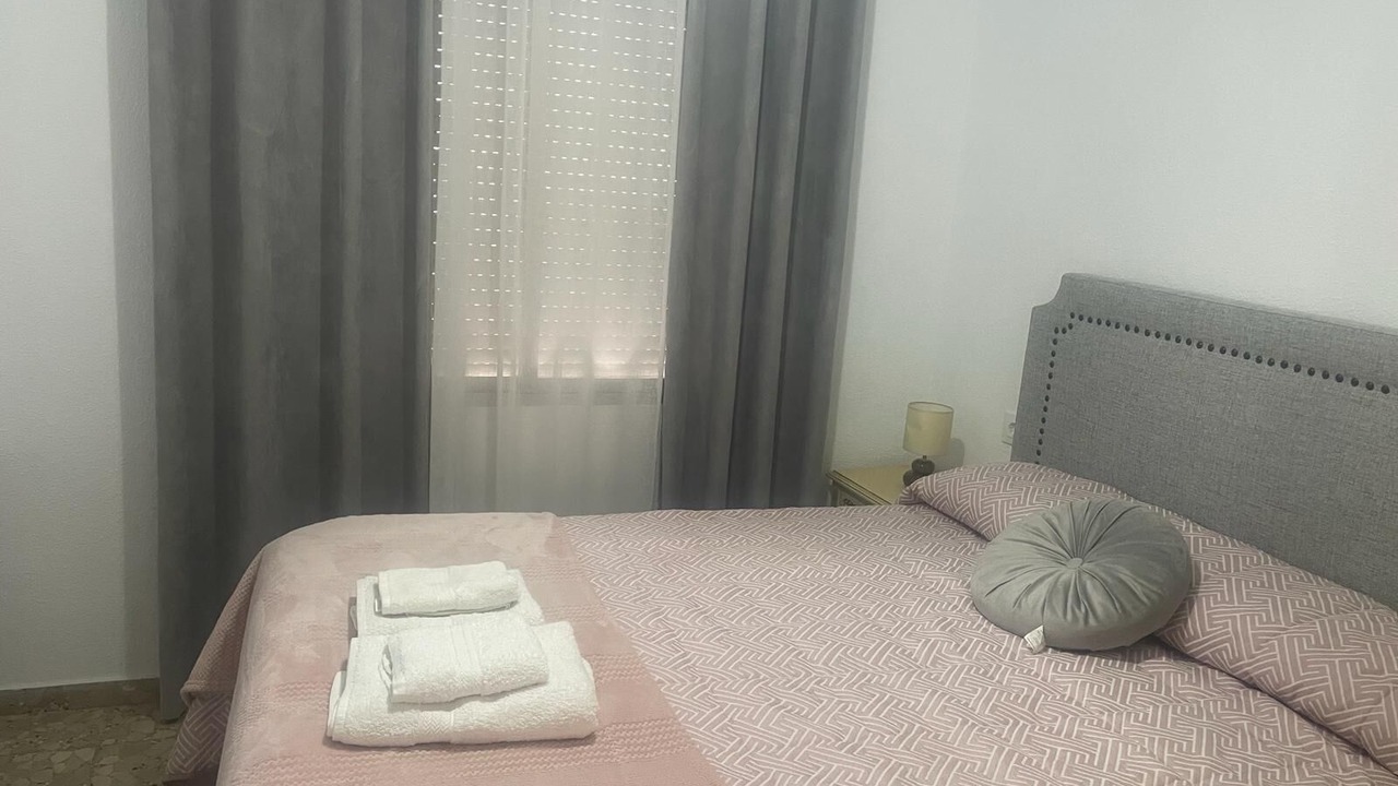 Photo of Bedroom in Carboneras de Guadazaon