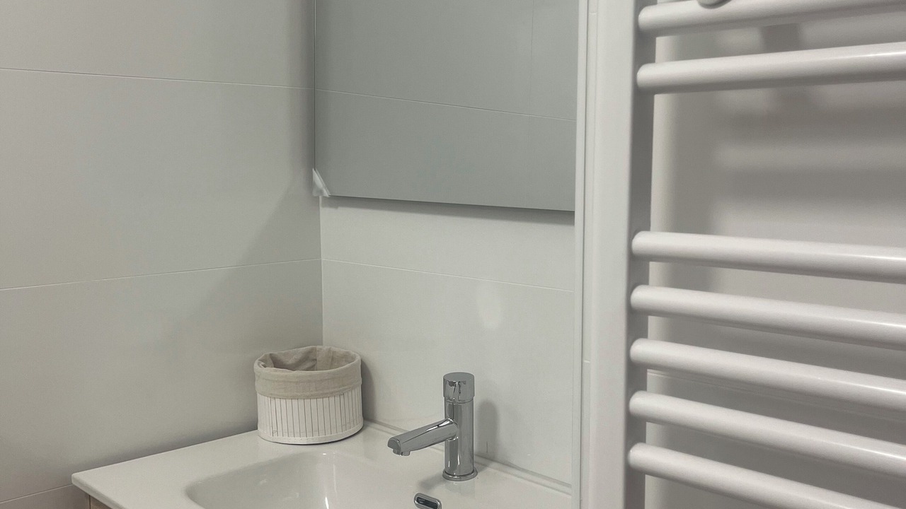 Photo of Bathroom in Carboneras de Guadazaon
