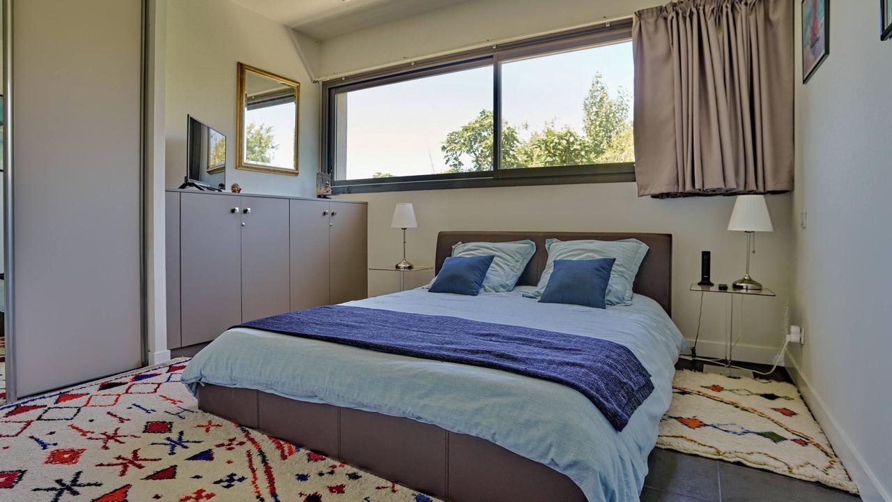 Photo of Bedroom in L'Isle-sur-la-Sorgue