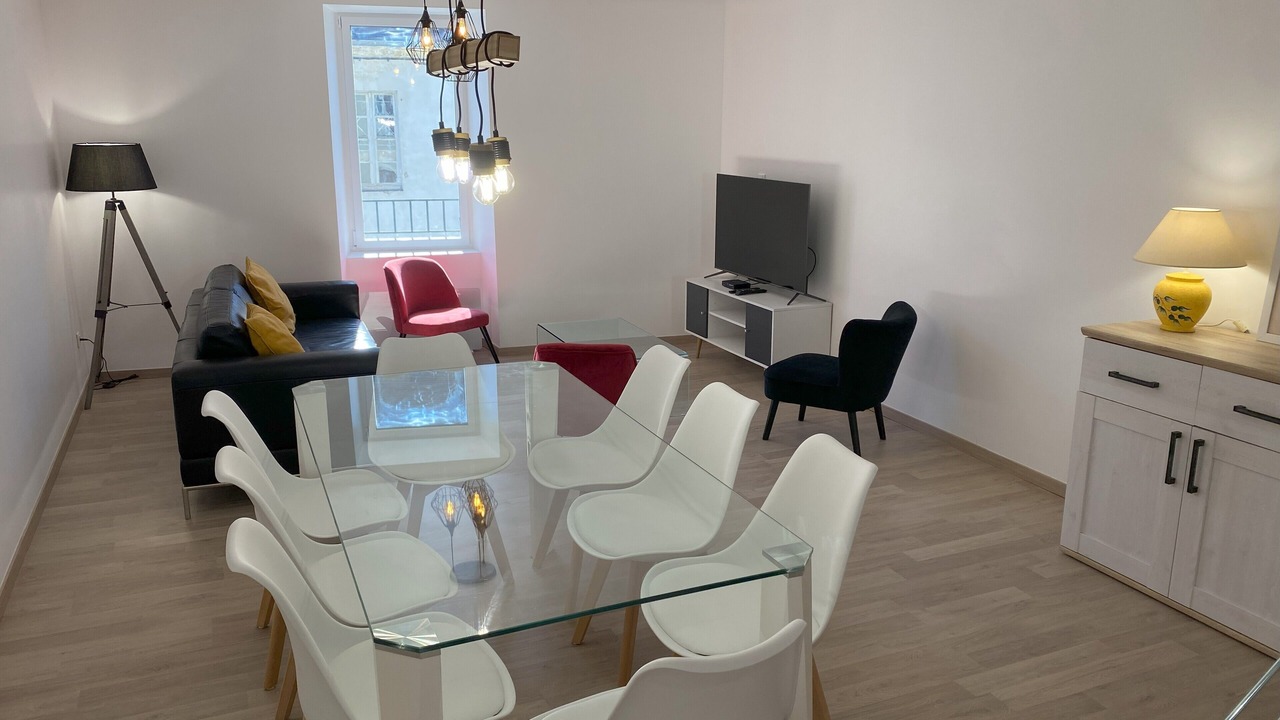 Photo of Livingroom in Orgelet