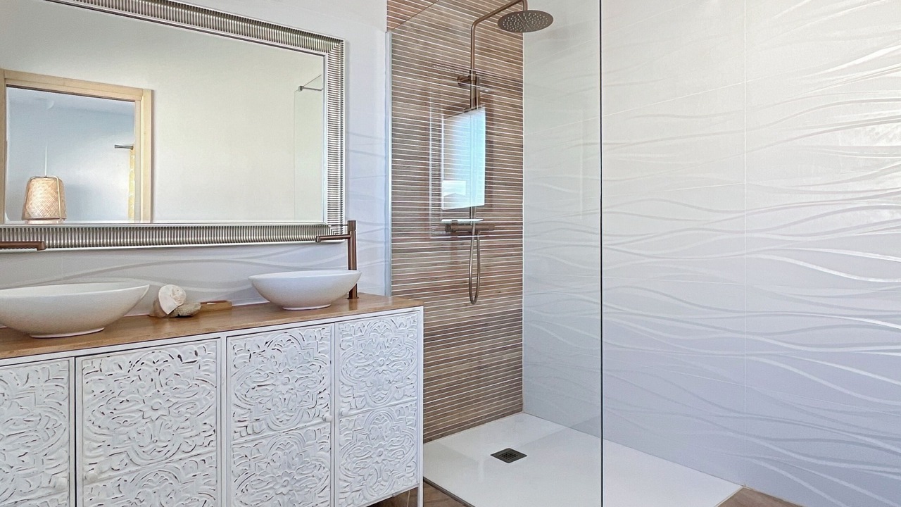 Photo of Bathroom in Saint-Siffret
