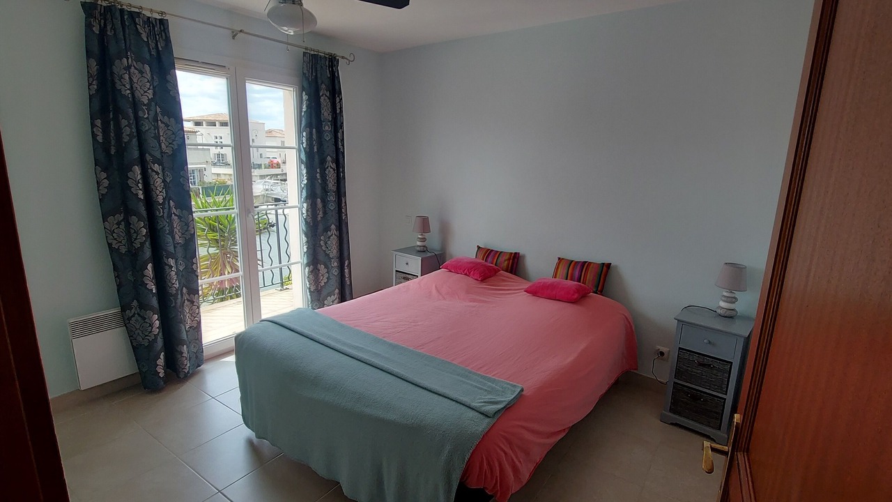 Photo of Bedroom in Aigues-Mortes