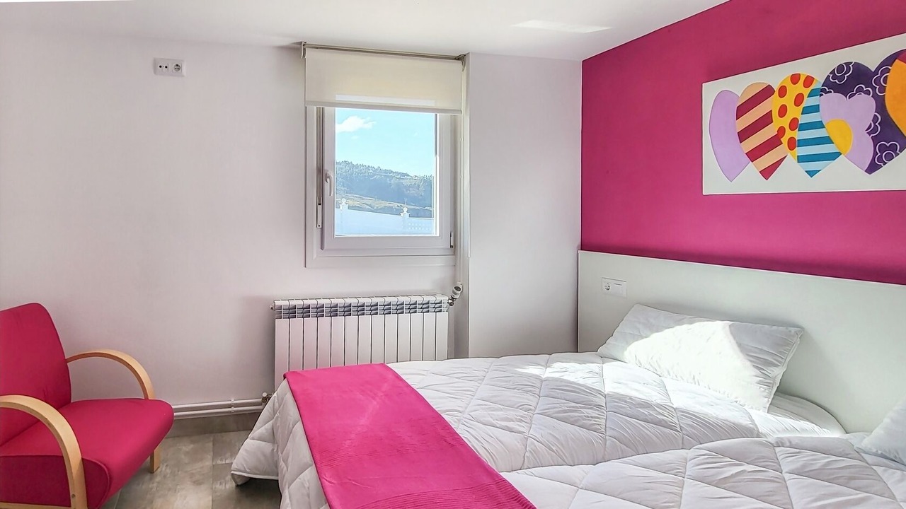 Photo of Bedroom in Razo da Costa