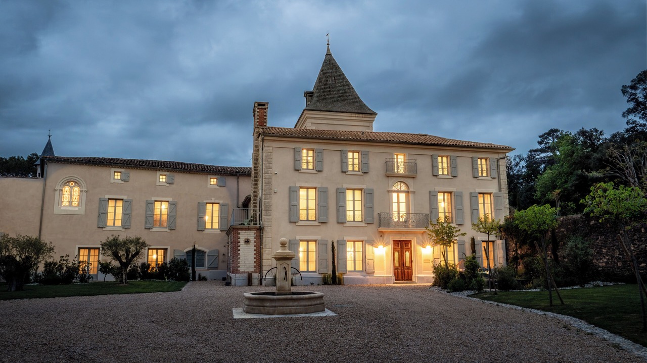 Photo of Outdoor in Caux