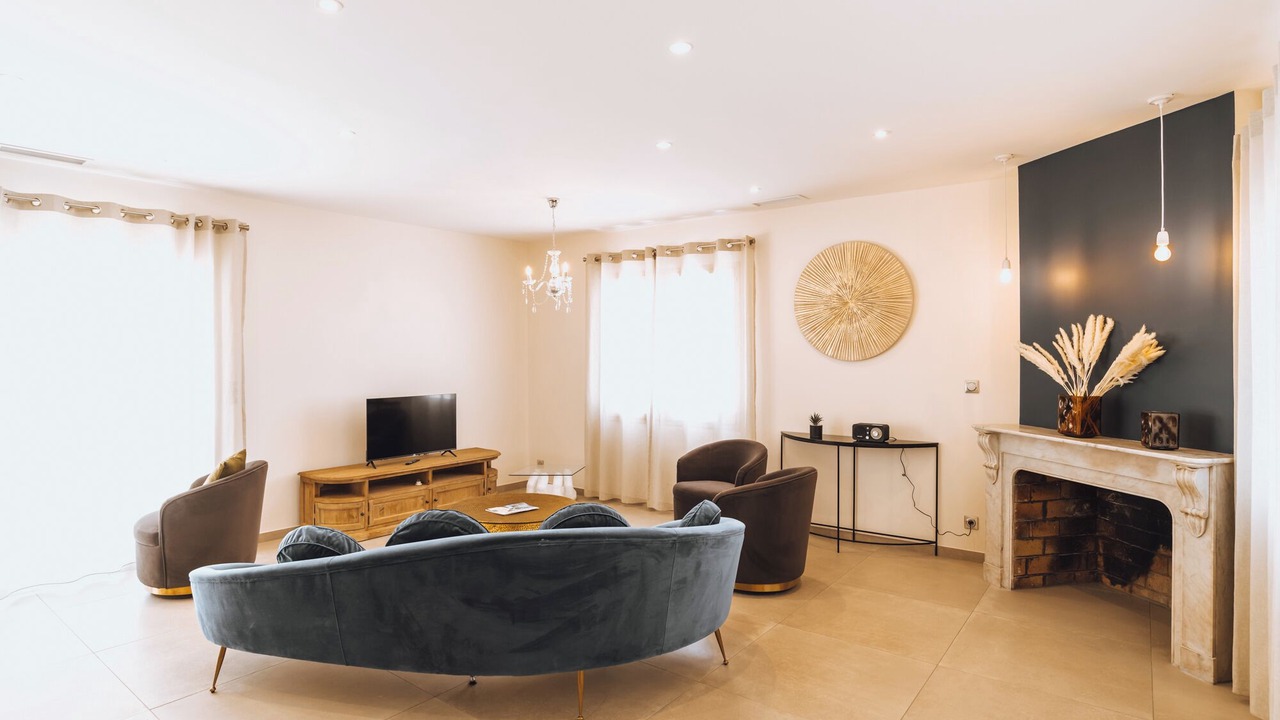 Photo of Livingroom in Caux