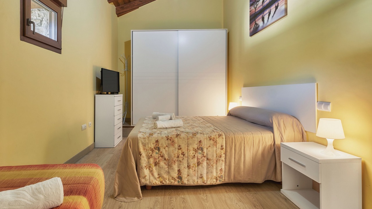 Photo of Bedroom in Puente de Domingo Florez