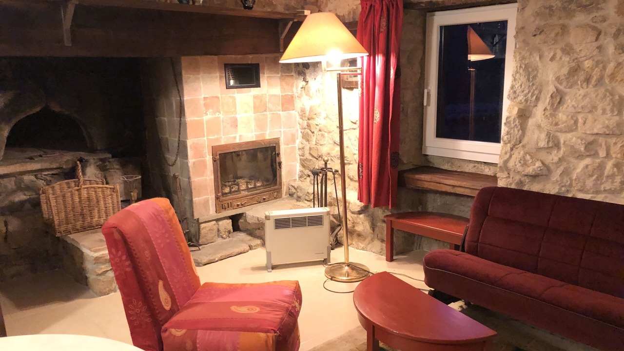 Photo of Livingroom in Saint-Barthelemy-Grozon