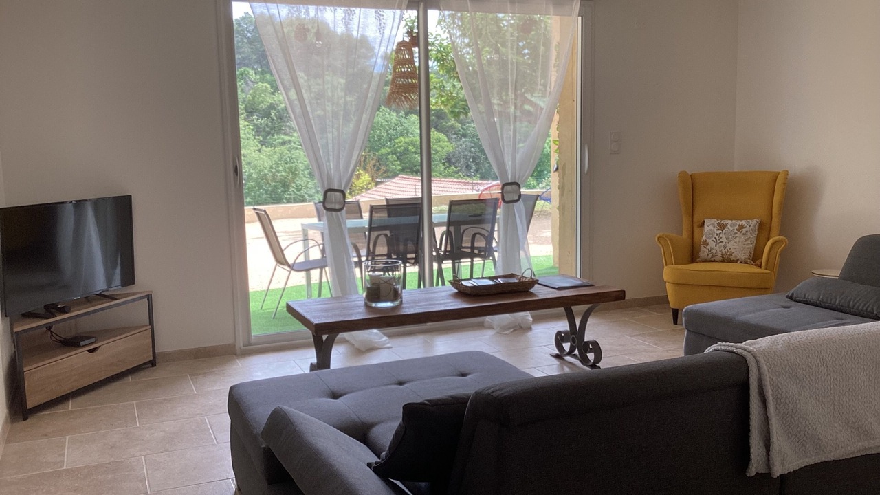 Photo of Livingroom in Barjac