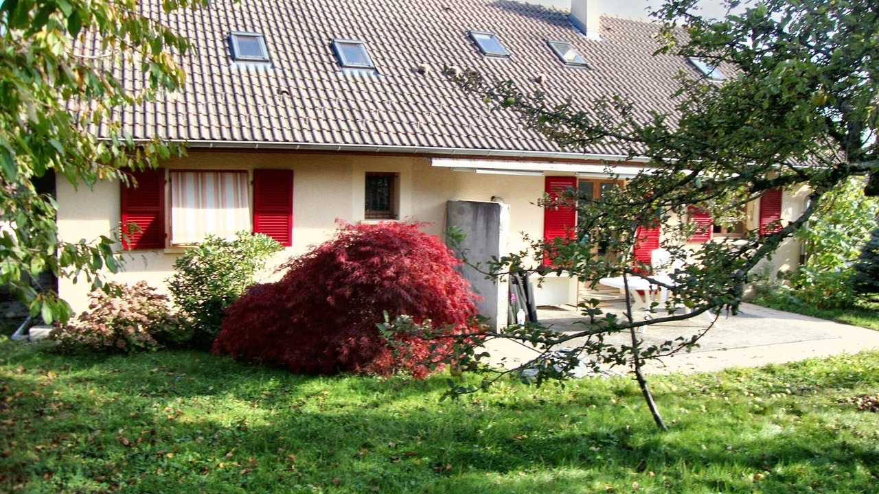 Photo of Outdoor in Peron