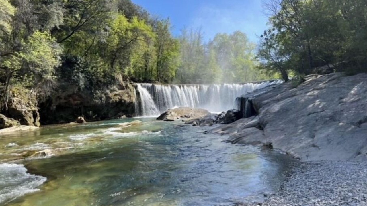 Photo of Others in Laroque