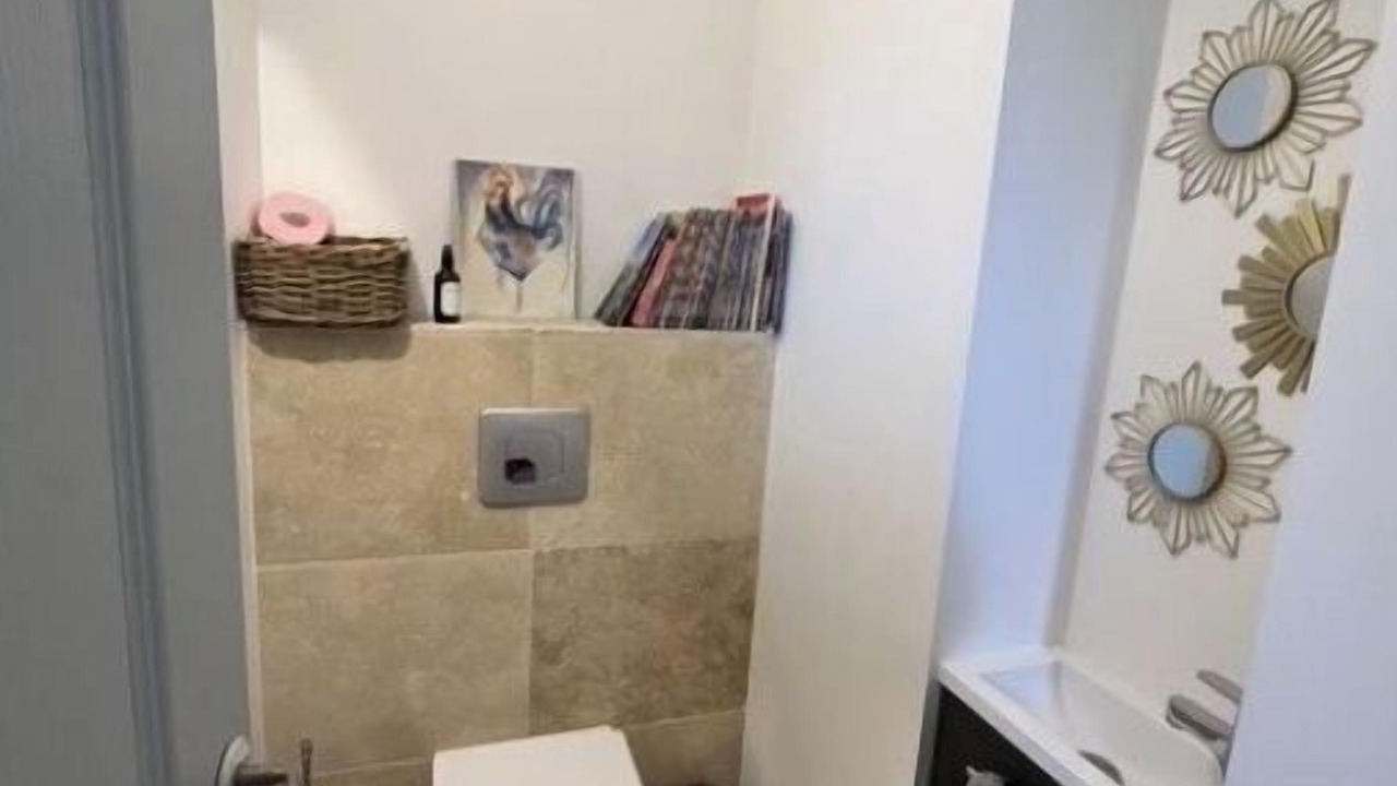 Photo of Bathroom in Laroque