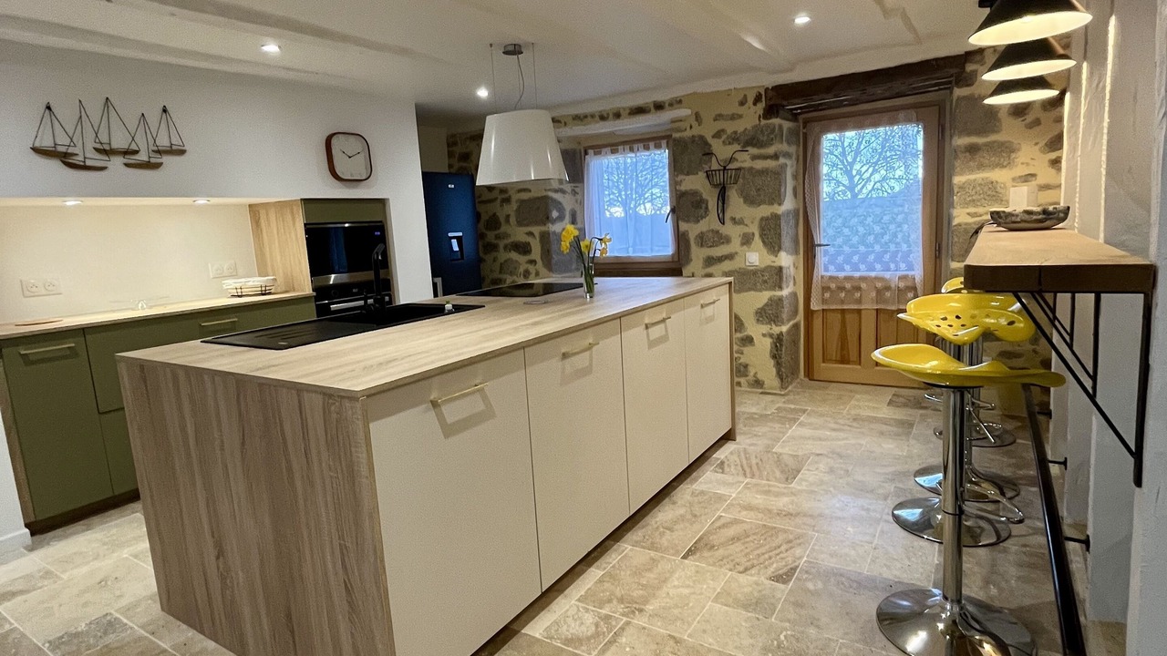 Photo of Kitchen in Pers