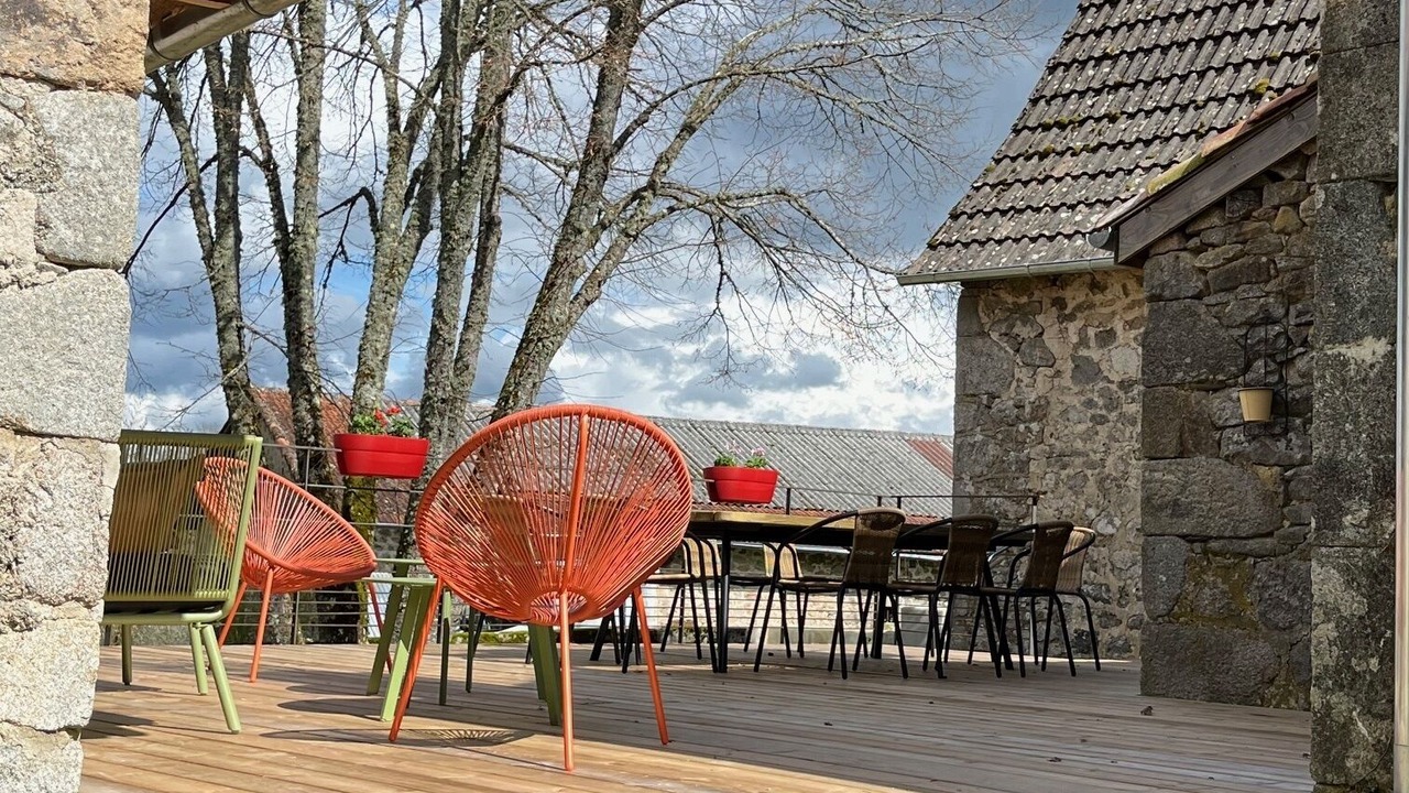 Photo of Outdoor in Pers