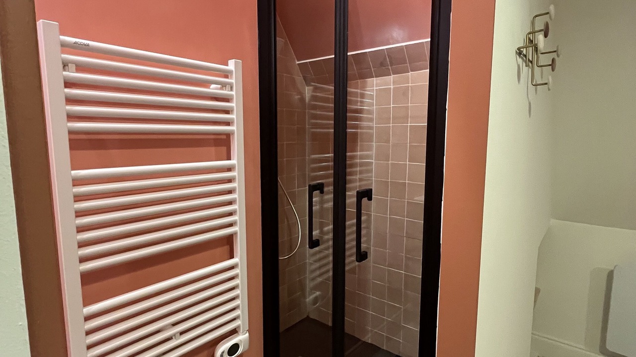 Photo of Bathroom in Pers
