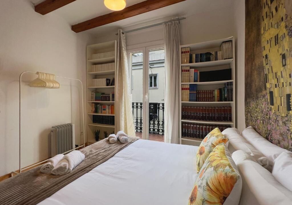 Photo of Bedroom in Sants-Badal