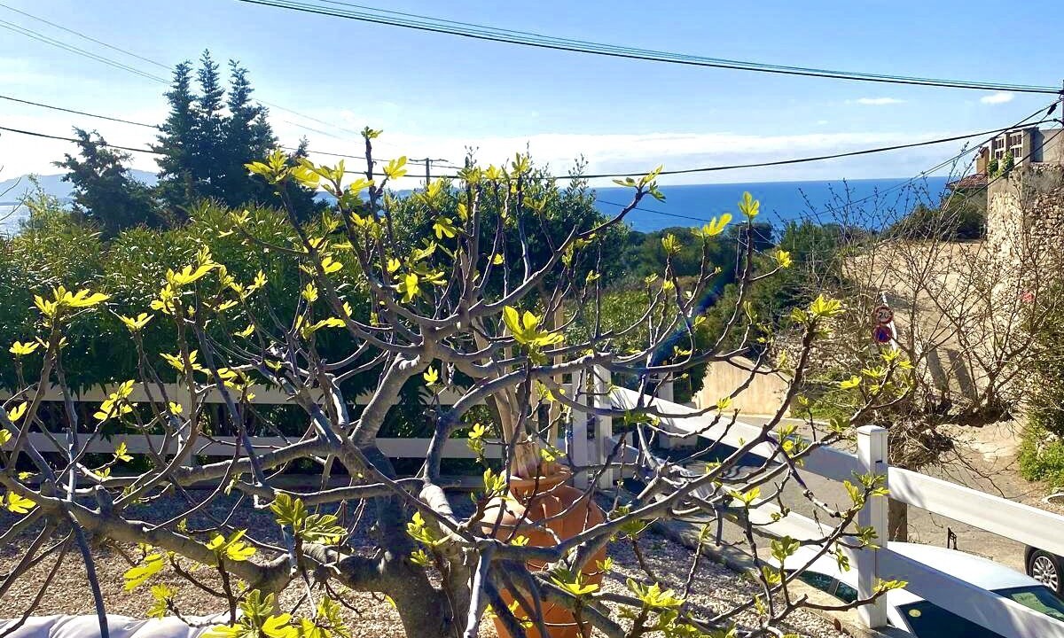 Photo of Outdoor in Niolon