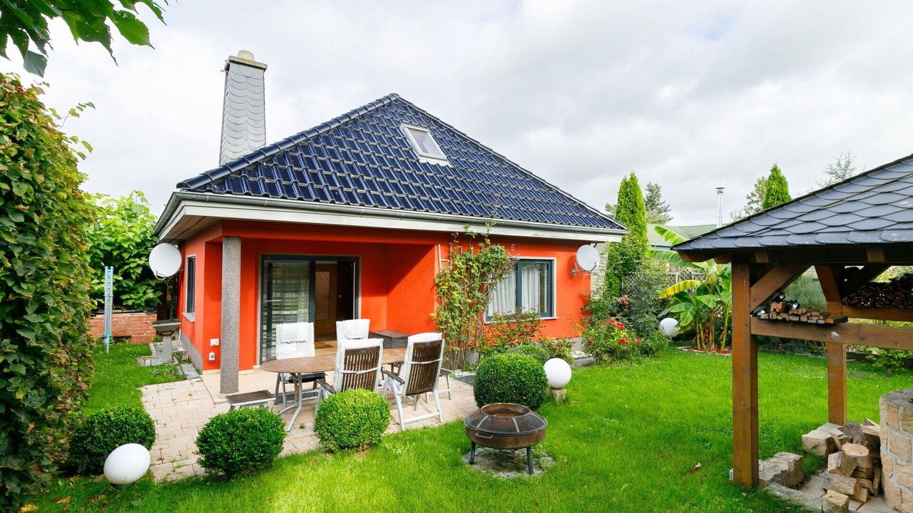 Photo of Others in Neeberg