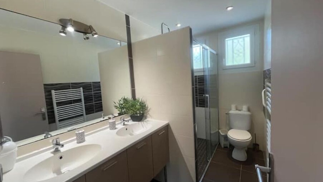 Photo of Bathroom in Poulx