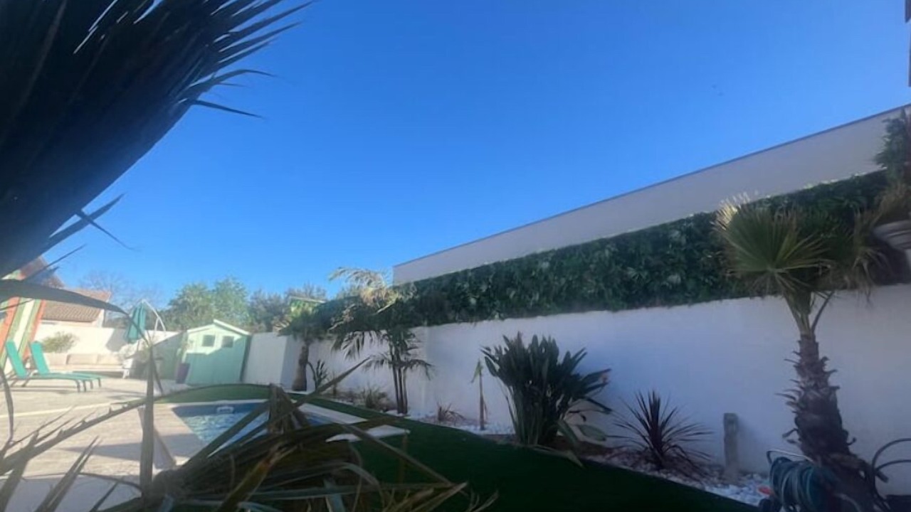 Photo of Outdoor in Poulx