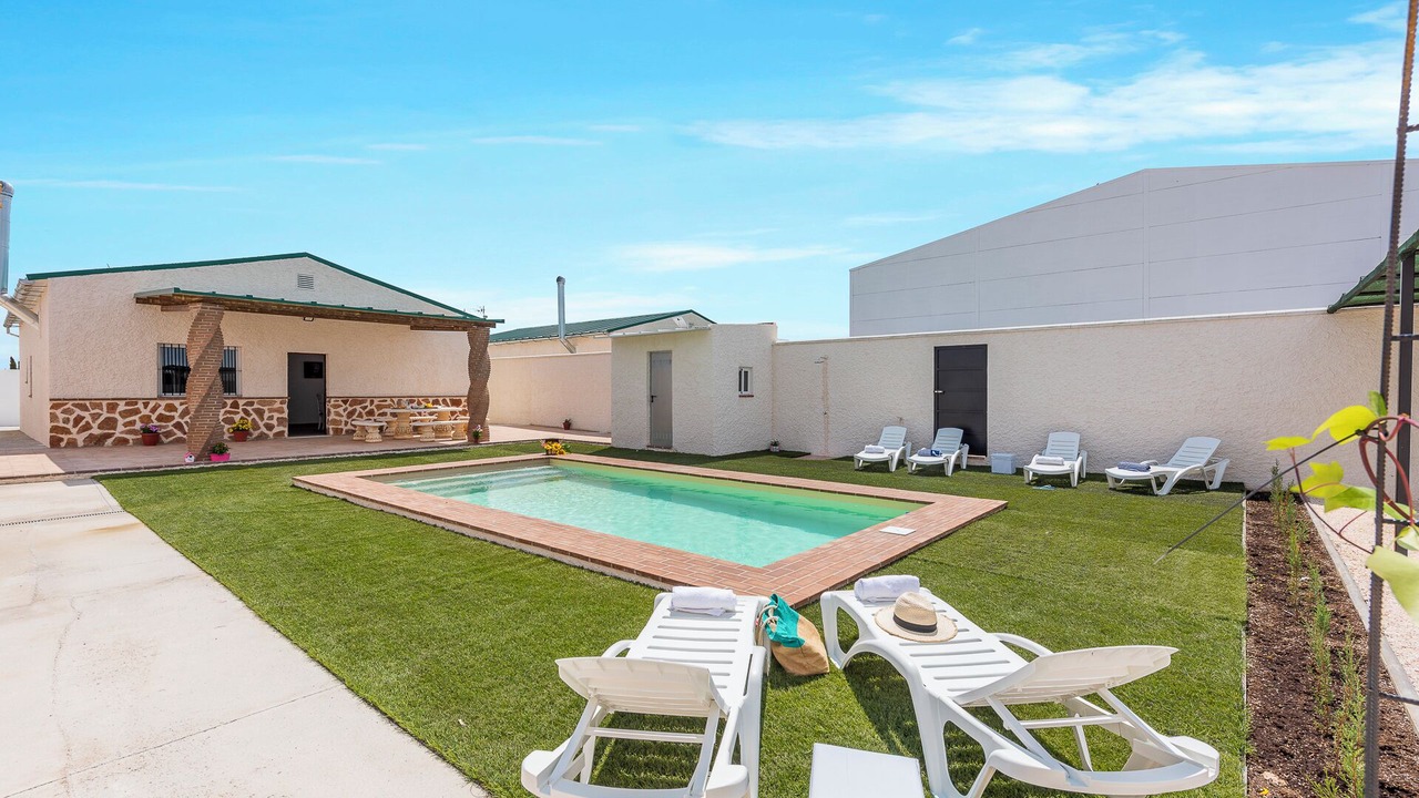 Photo of Outdoor in La Lantejuela