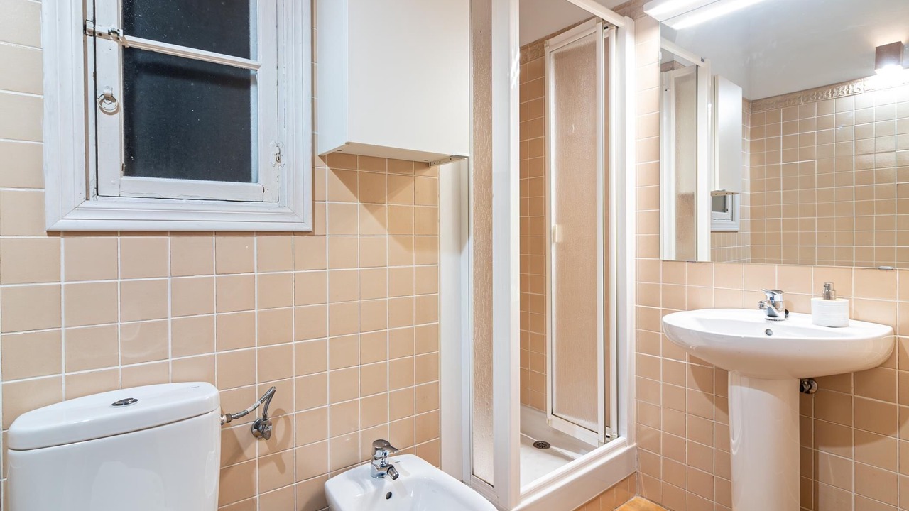 Photo of Bathroom in La Victoria