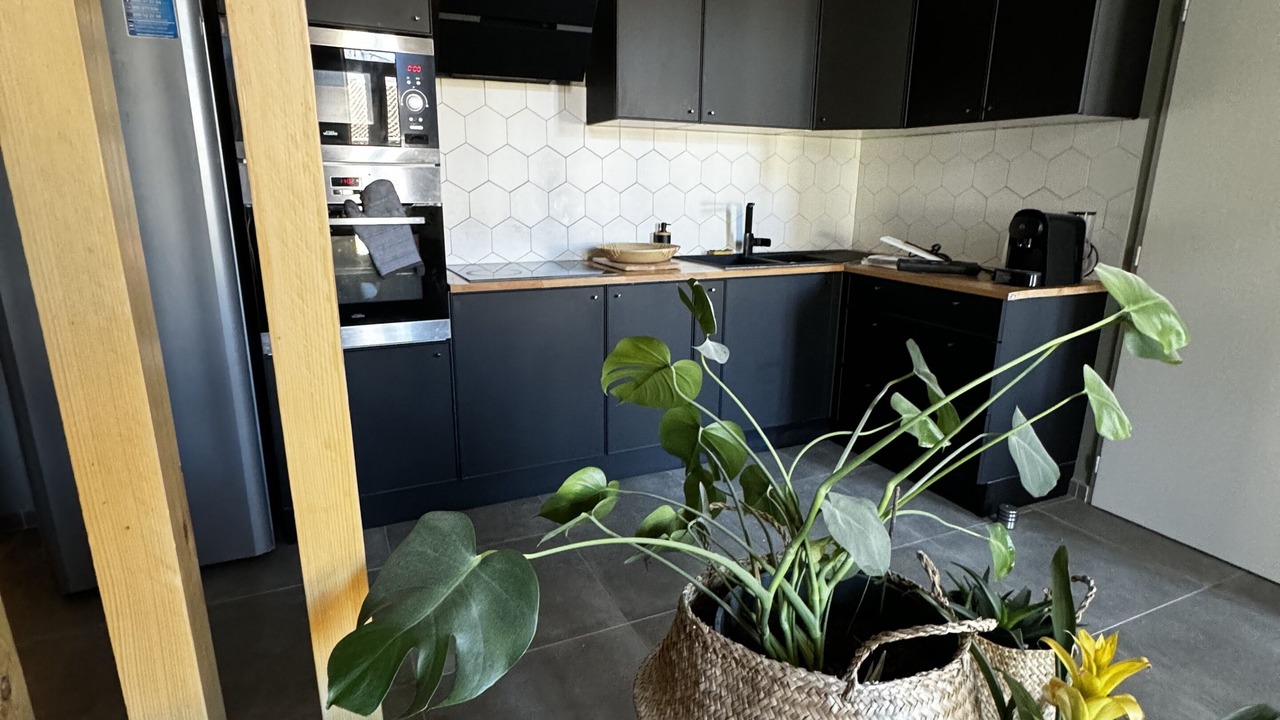Photo of Kitchen in Quartier Administrations
