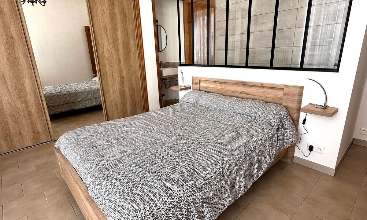 Photo of Bedroom in Faubourg