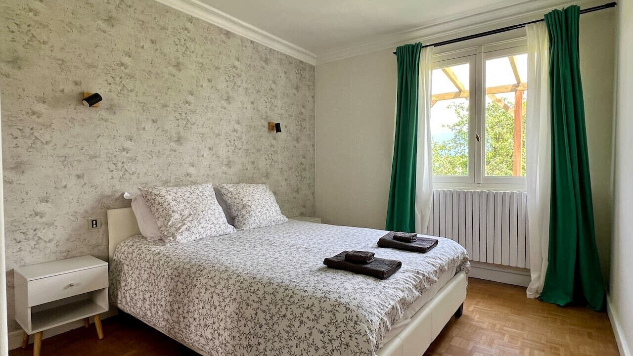 Photo of Bedroom in Champagne-en-Valromey