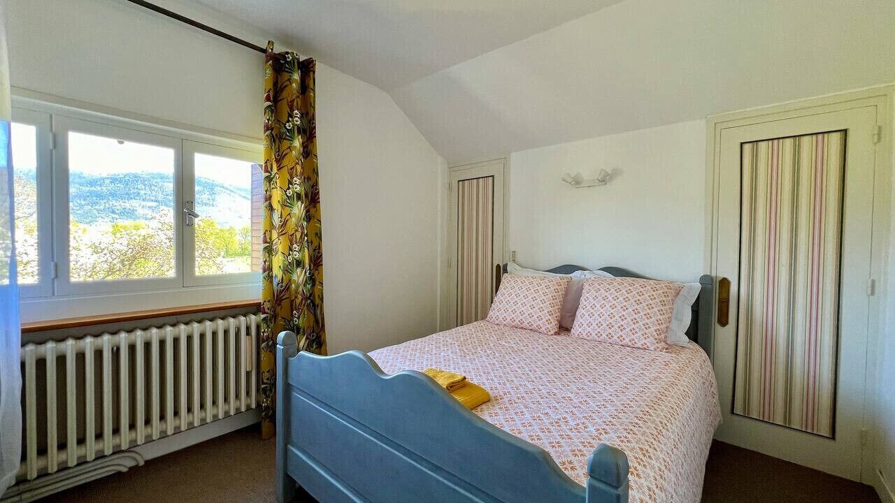 Photo of Bedroom in Champagne-en-Valromey