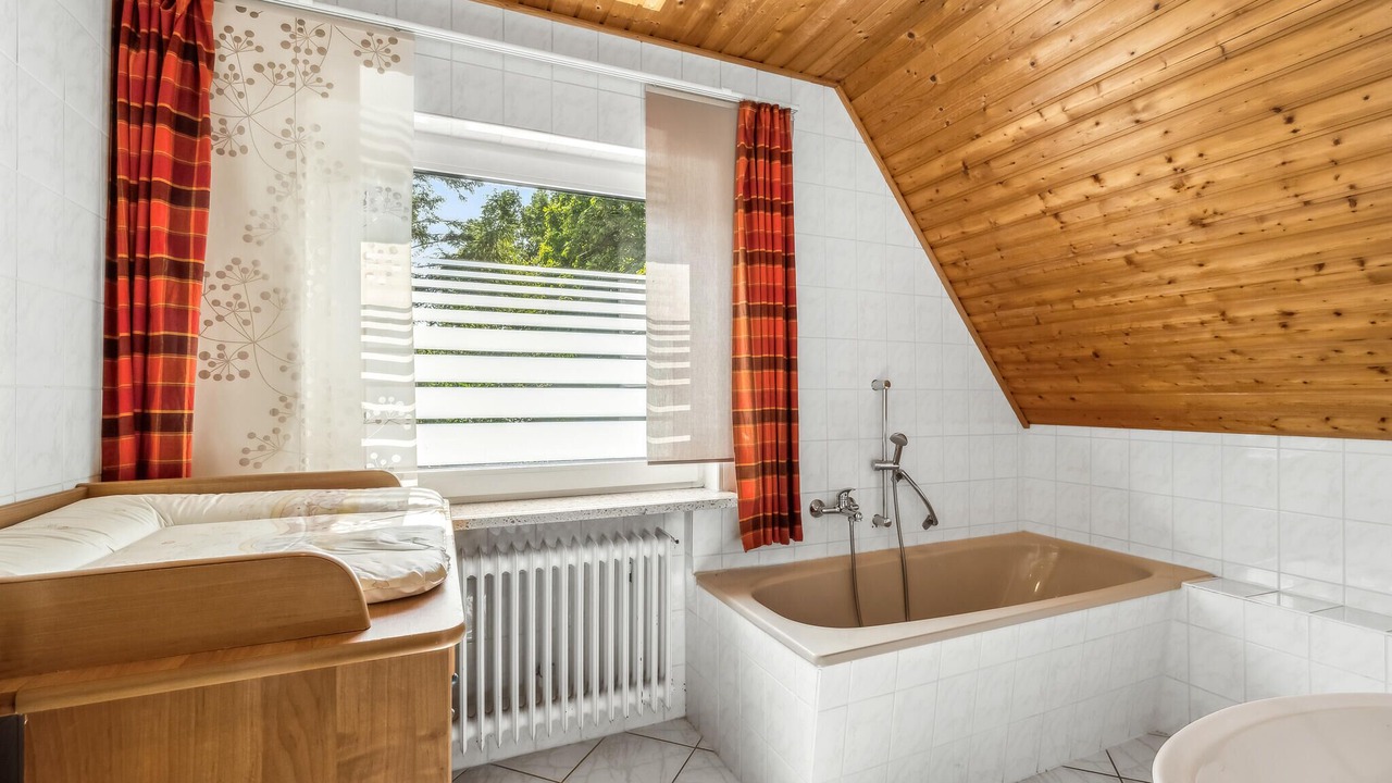 Photo of Bathroom in Tossens