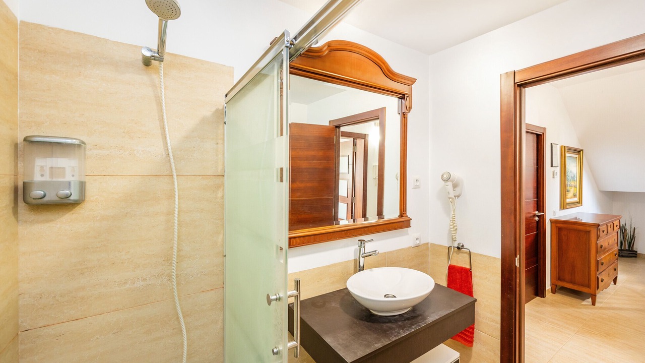 Photo of Bathroom in Algaida