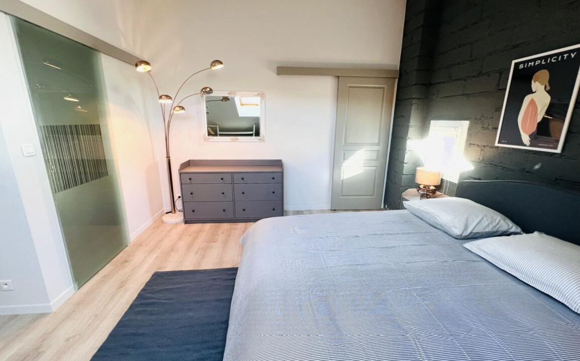 Photo of Bedroom in Lons-le-Saunier